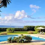 Holidays & Beachfront Neptuno I, Sea Views,pool,garden, Elviria *