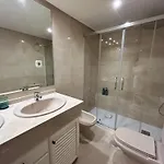 Holidays & Beachfront Neptuno I, Sea Views,pool,garden, Elviria *
